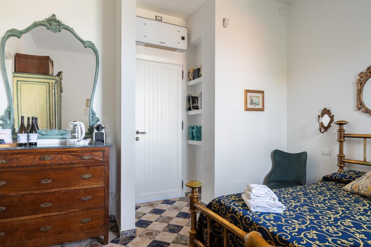 Vfh Villa Flavia Eco B&B - 50 Metri Dal Mare 圣塔·弗拉维亚 外观 照片