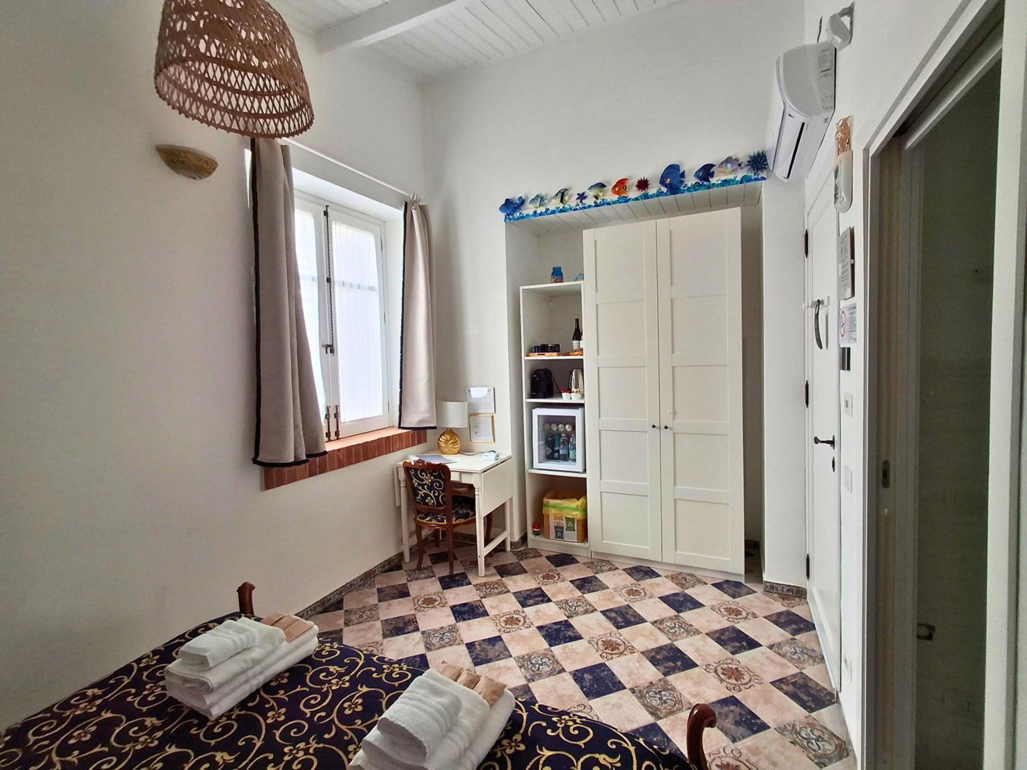 Vfh Villa Flavia Eco B&B - 50 Metri Dal Mare 圣塔·弗拉维亚 外观 照片